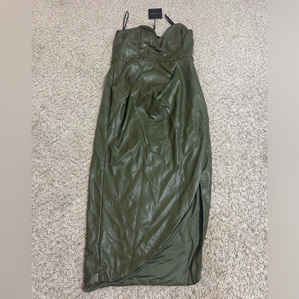 NWT JLUXLABEL Olive Green Faux Leather Dress Structured Bodycon Wrap V-Neck Sz M